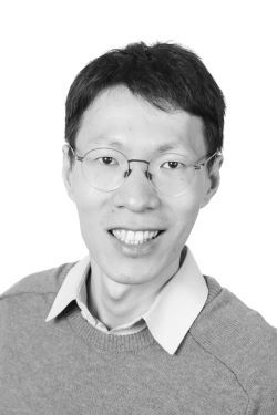 Dr Yadong Jiang